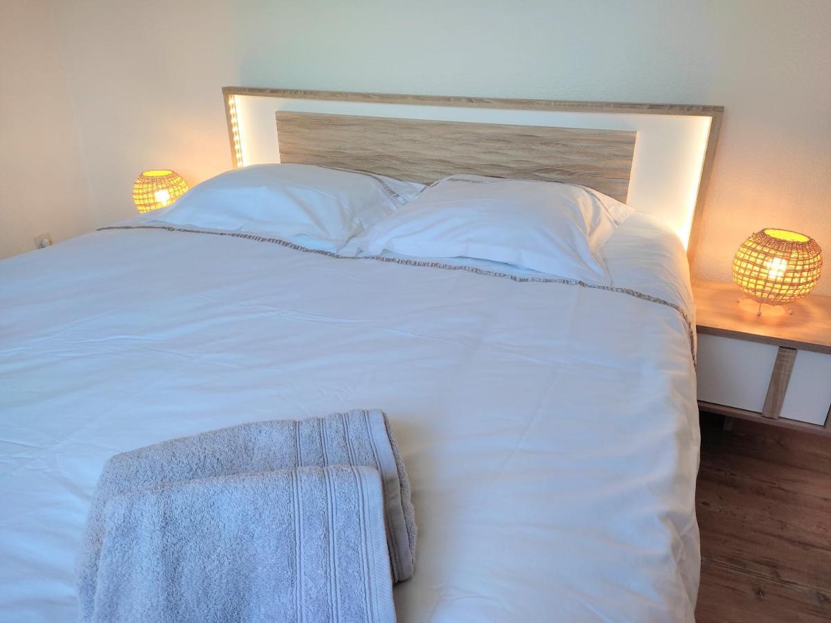 Les Beaux Arts Apartment Ла Рошел Екстериор снимка